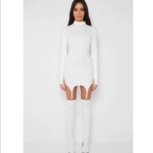Manière de Voir White Suspender dress - size 2